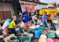 Polytama Salurkan 20.000 Liter Air Bersih untuk Warga Terdampak Kekeringan di Cirebon